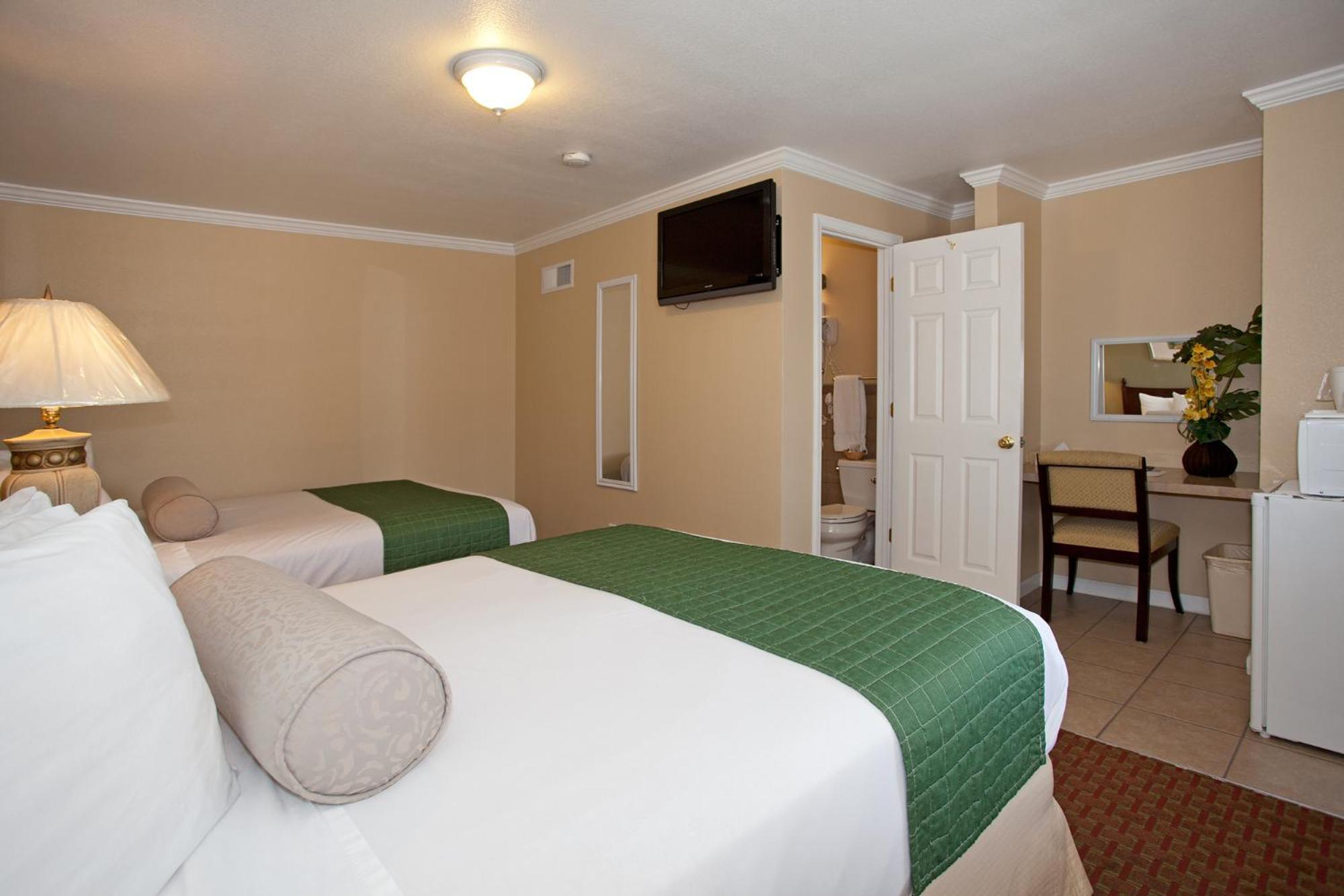 Traveler'S Inn Williams, Ca Modern Renovated Hotel エクステリア 写真