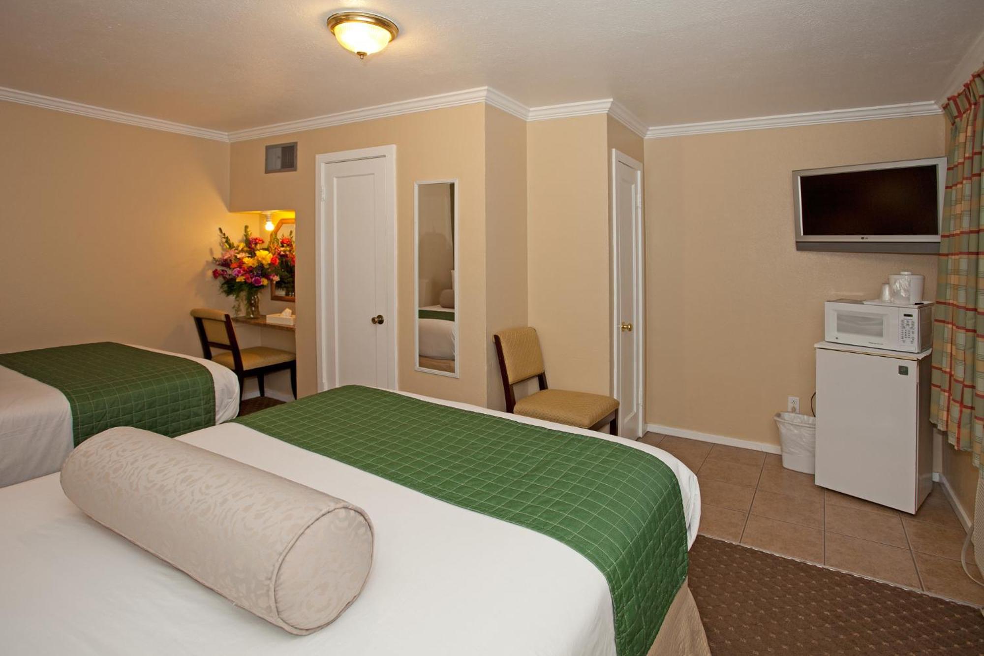 Traveler'S Inn Williams, Ca Modern Renovated Hotel 部屋 写真