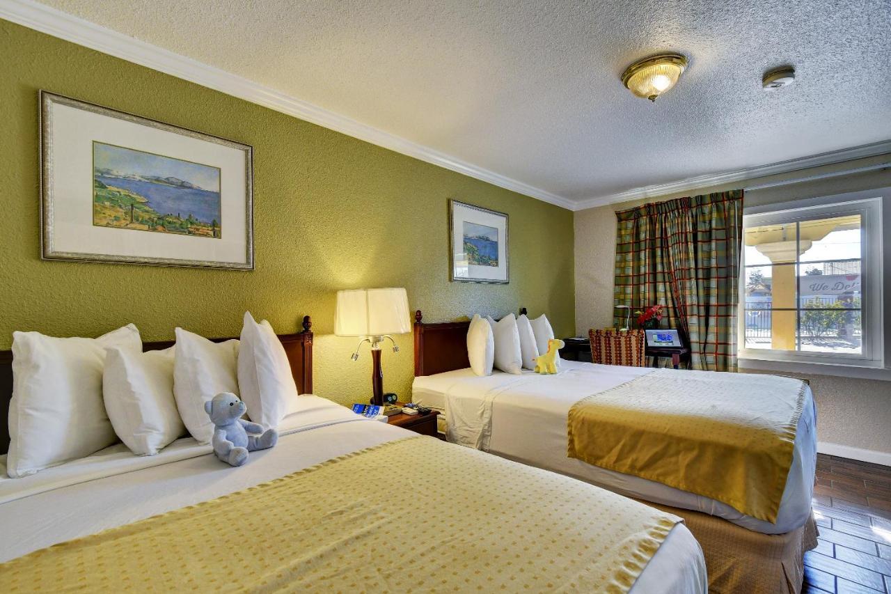 Traveler'S Inn Williams, Ca Modern Renovated Hotel エクステリア 写真